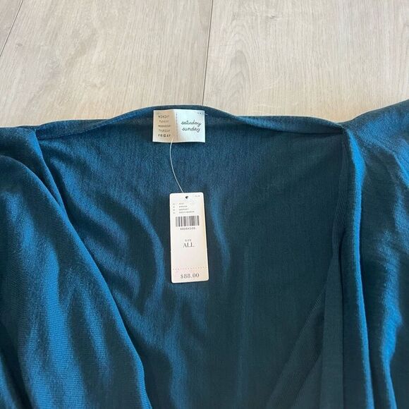 Anthropologie women’s top size ALL - Picture 6 of 7